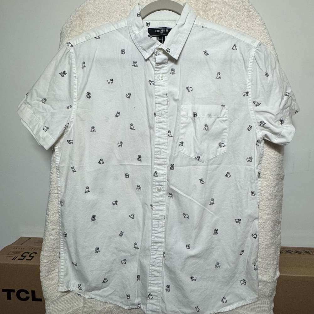 Size Medium Dog Print Casual Shirt